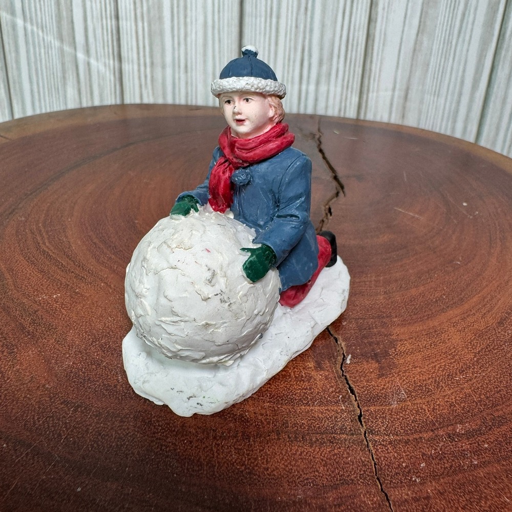 Mervyns 1991 Christmas Set Boy Rolling Snowball Figurine Red Scarf Taiwan 3 inch